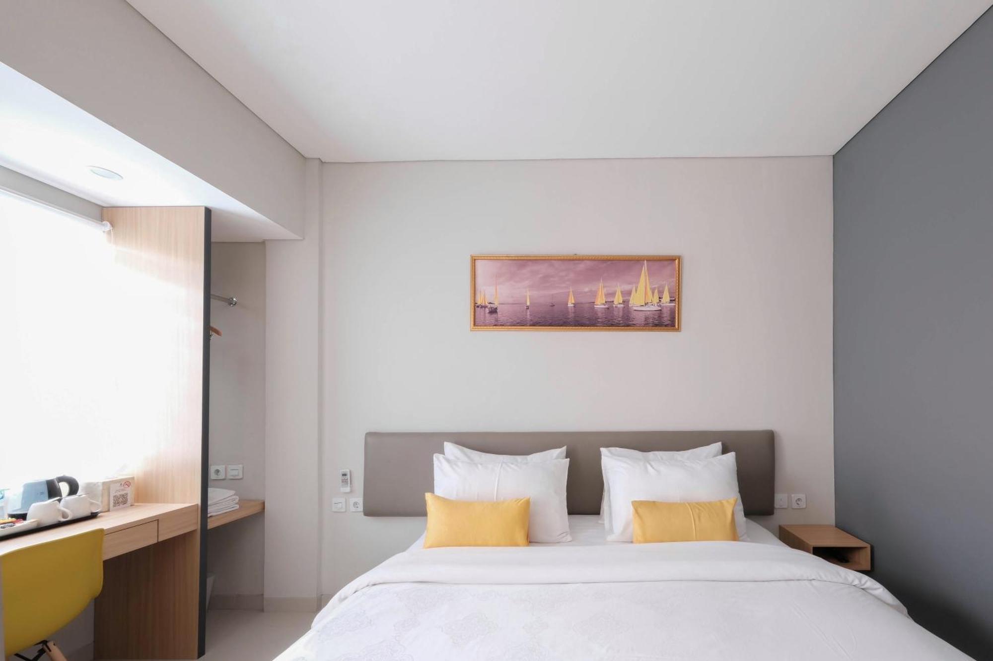 S101 Hotels Semarang Exterior foto