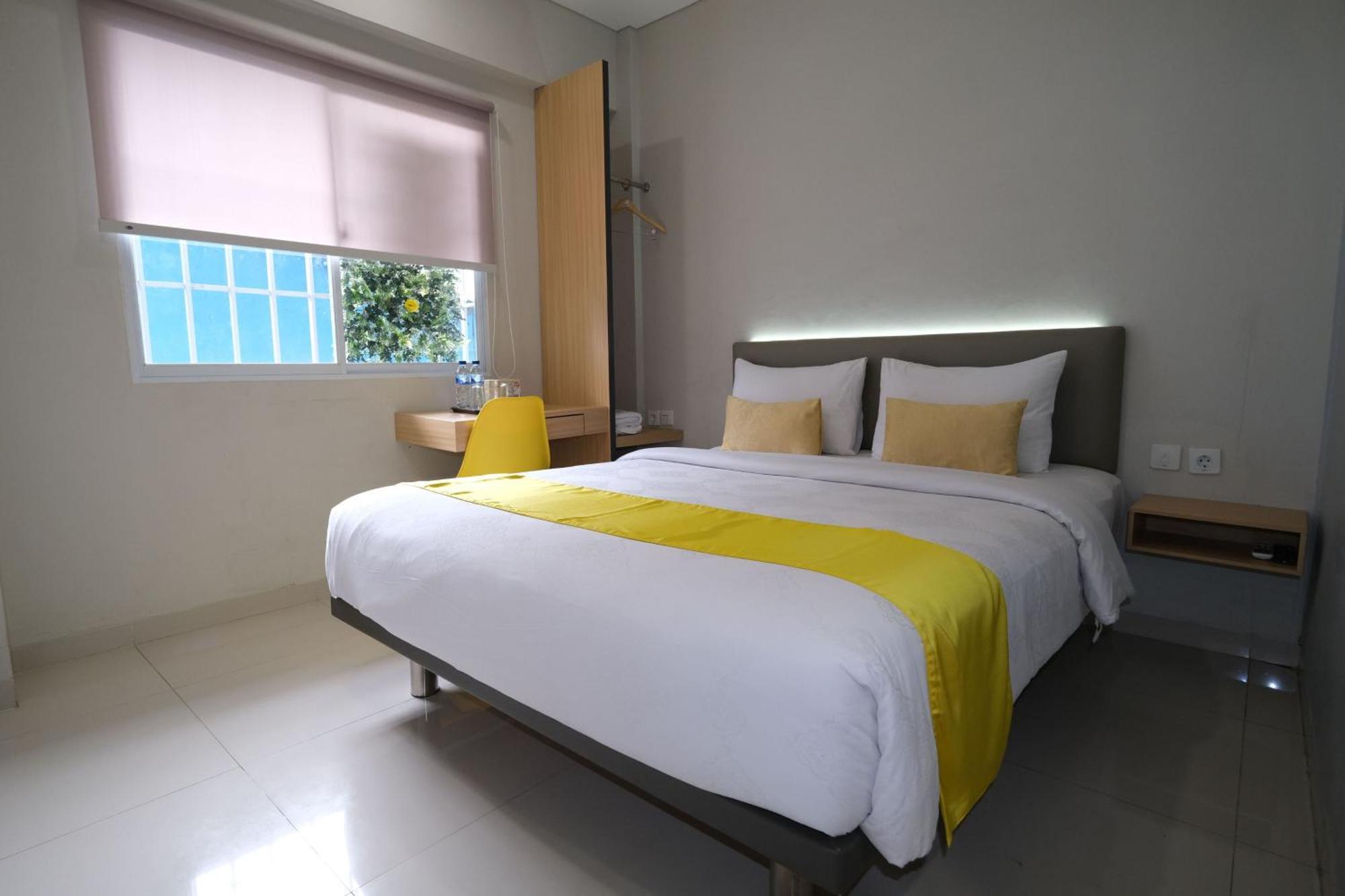 S101 Hotels Semarang Exterior foto